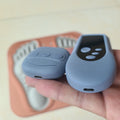 Almohadilla de Masaje Plantar EMS 3D con Pulso de Microcorriente – 6 Modos, 15 Niveles, Control Remoto, Recargable