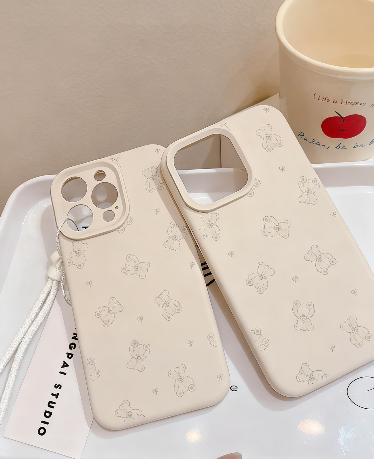 Funda de Silicona Líquida Oso Muñeco para iPhone 11–16 Pro Max – Protección Completa Anticaidas