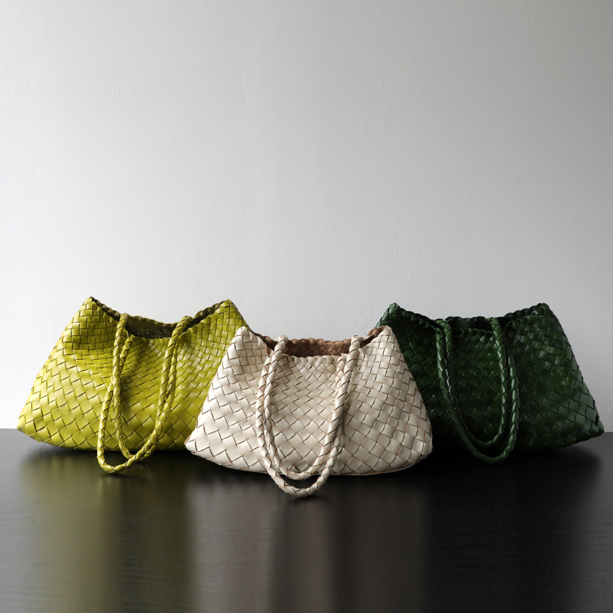 Bolsa Tejida Underarm Woven Bag Asa Trenzada 7 Colores Talla Small 37cm / Large 44cm